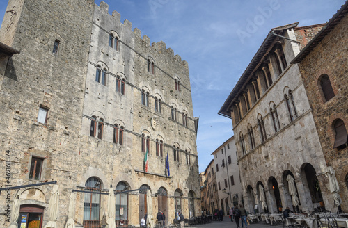 Photos Palazzi rinascimentali su Piazza Garibaldi a Massa Marittima