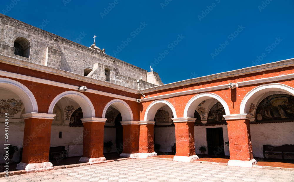 Fototapeta premium Monastery of Santa Catalina de Siena in Arequipa, Peru