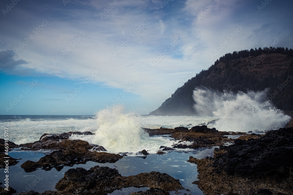Crushing waves at Cape Perpetua