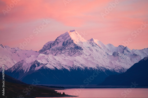 Canvastavla Sunrise at Mount Cook, New Zealand