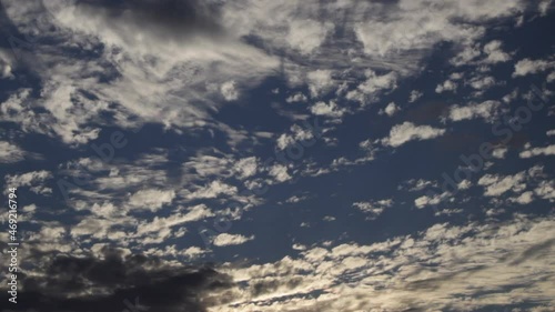 Cielo y nubes