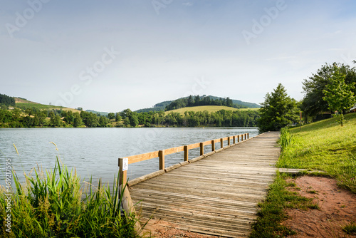 Obraz na płótnie Le Lac des Sapins, Cublize w salonie