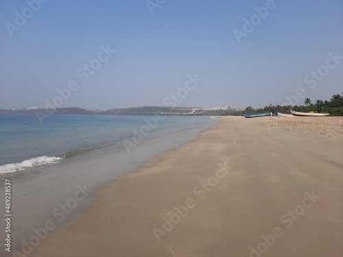 beach and waves, tropical beach, indian beach in goa, goa beach.