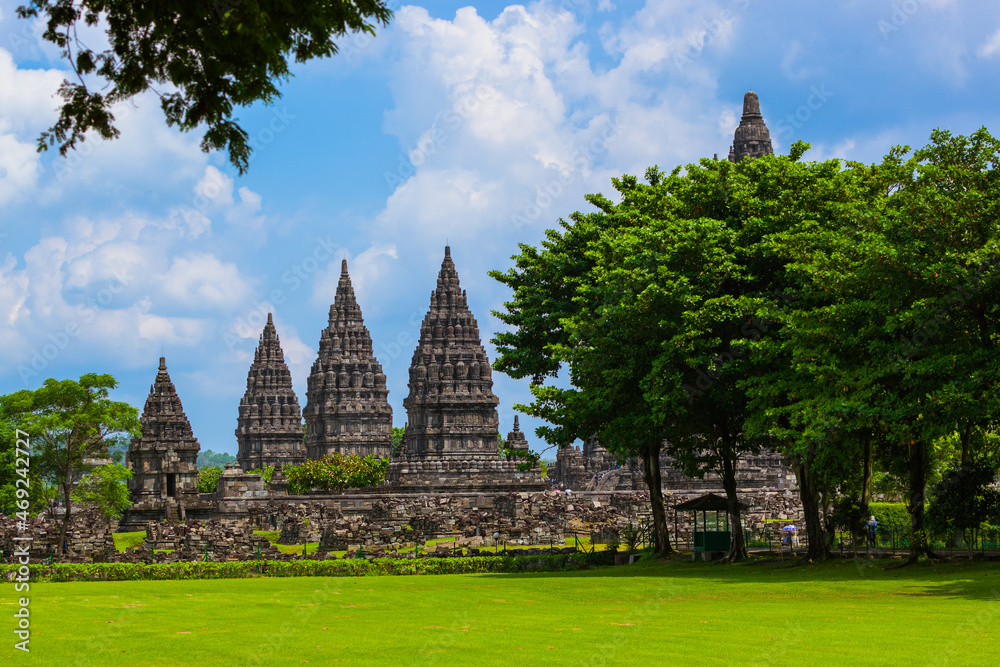Obraz premium Prambanan temple near Yogyakarta on Java island - Indonesia