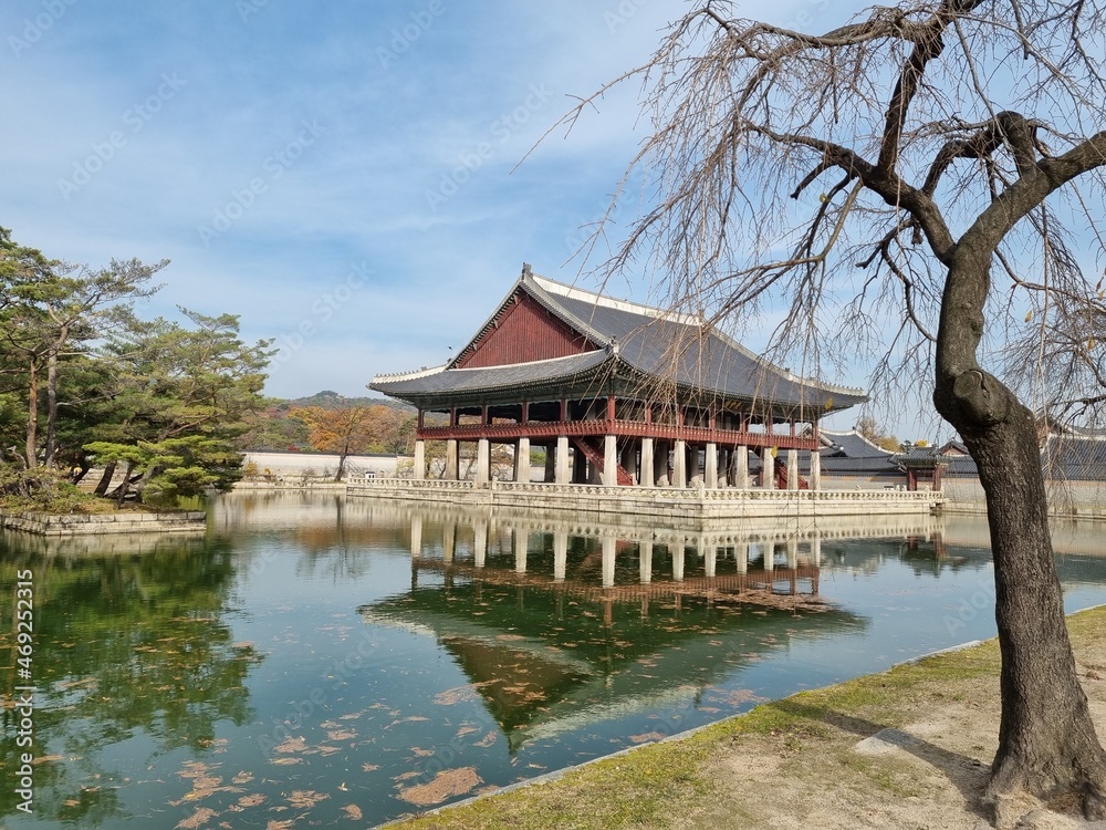 Palace of Korea at Autumn