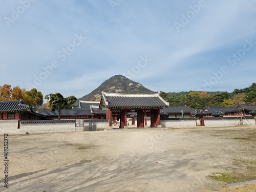 Gyeongbokgung Palace in Korea © ChiYoung