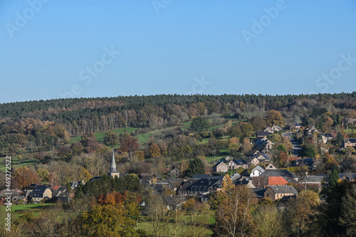 Belgique Wallonie La Reid  paysage bois foret agriculture automne village Theux  photo