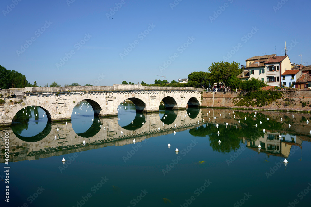 Rimini: Ponte di Tiberio, Roman bridge