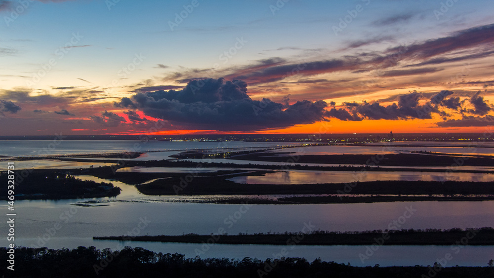 Fototapeta premium sunset over the bay