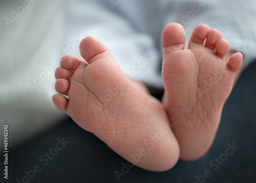 Baby Feet Soles Toes Sweet Newborn Tickle Tiny Baby Toe Hands Mom Family Memories Fingers Precious Dad Cosy Cozy Comfortable 