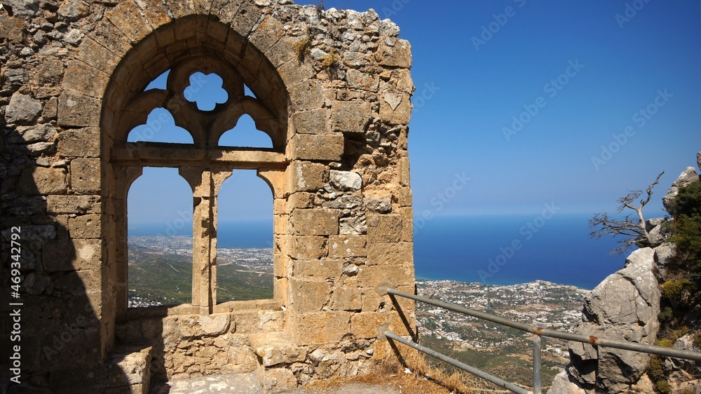 Hilarion Castle is one of the most beautiful monuments in Cyprus. Offers stunning views of the Mediterranean Sea and the city of Kyrenia (Girne)