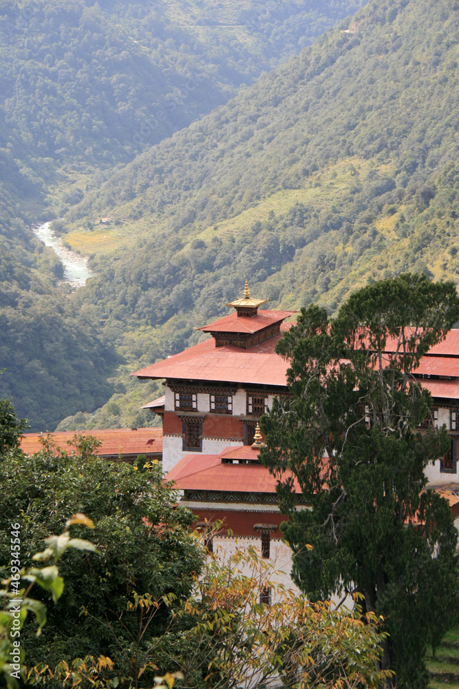 buddhist fortress (dzong) in trongsa in bhutan