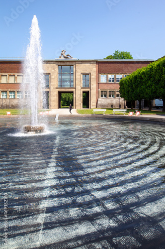 Düsseldorf Ehrenhof  photo