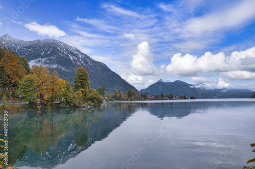 Schöne Bergseen in den Alpen in  Bayern und Österreich photo