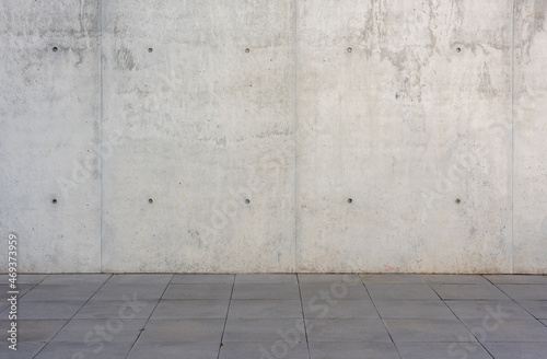 concrete wall and floor © Jarama