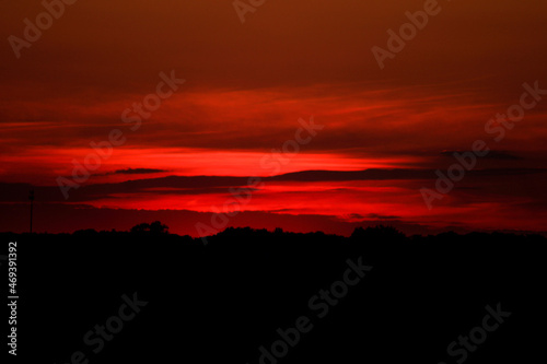 Dark Red Sunset © Dylan
