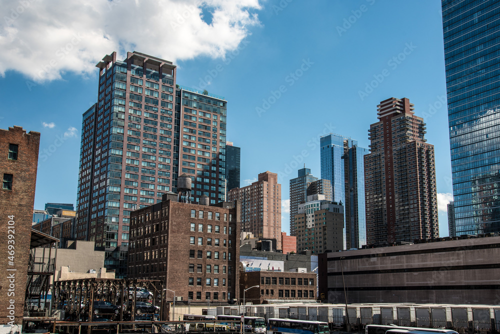 Apartment skyskraper in Manhattan