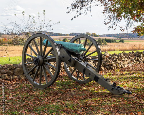 Billede på lærred A Confederate civil war cannon on West Confederate Avenue at the Gettysburg Nati