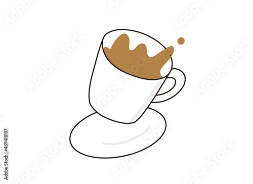 白いカップから飛び散るカフェラテの波
