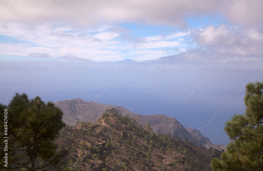 Gran Canaria, landscape of the central montainous part of the island, Las Cumbres, ie The Summits,
hiking route to Altavista, aboriginal name Azaenegue, mountain in Artenara municipality 
