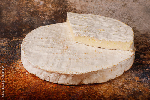 Brie de Meaux french cheese