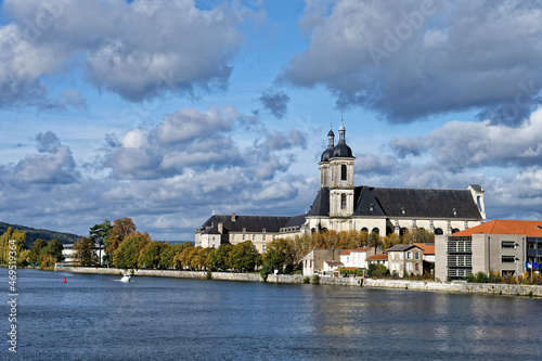 La Moselle et l'abbaye des Prémontrés à Pont-à-Mousson, Meurthe-et-Moselle, Grand Est, France 