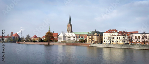 Panorama starego miasta. Wroc  aw  Polska