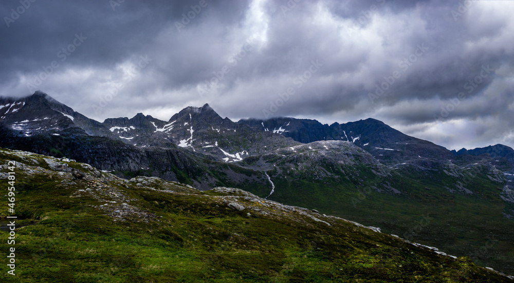 Tromsø mountains in august... still with the white snow, fall during the last winter season -4º at 11:00 of the morning