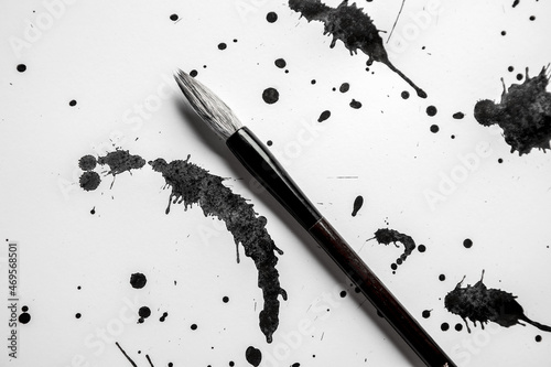 Ink spots and brush for cal...