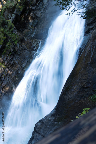 Fototapeta Naklejka Na Ścianę i Meble -  Waterfall in the Mountains
