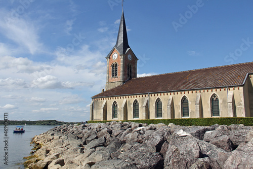 Obraz na płótnie Church of Champaubert aux Bois at the edge of the Lac du Der located in the Grand-Est (La Marne) in France w salonie