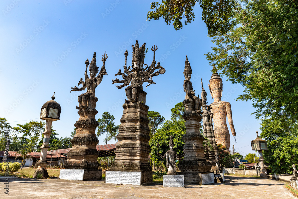 temple with multiple Buddhist statues