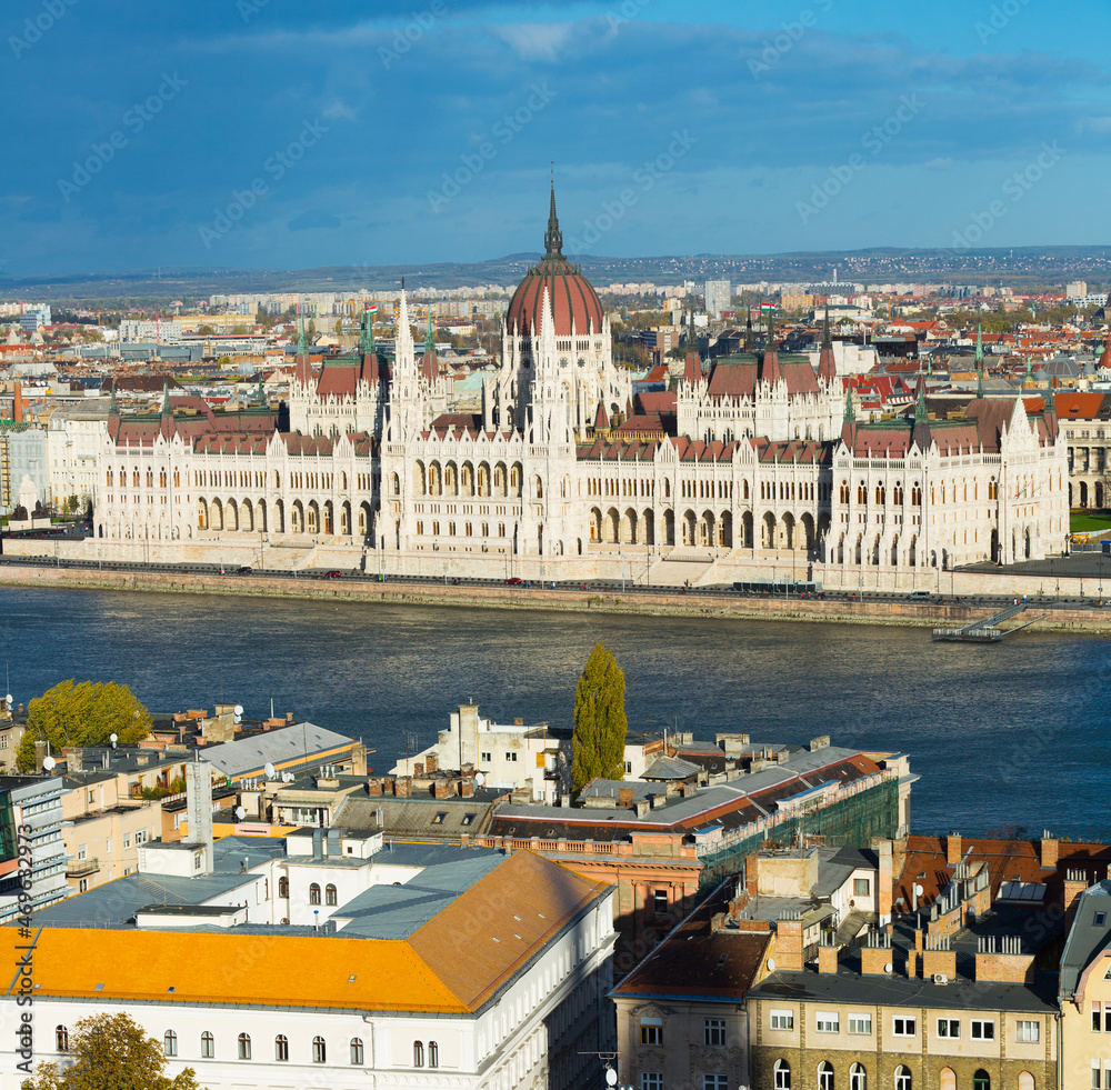 Fototapeta premium Picturesque scenery of Budapest with Hungary parliament residence