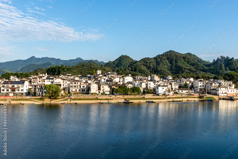 Ancient villages along the Xin'an River in Huizhou