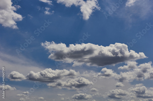 Fototapeta Naklejka Na Ścianę i Meble -  Beautiful blue sky and beautiful white clouds.