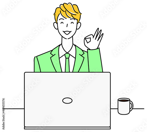 パソコンの前に座りOKポーズをしているスーツ姿の可愛い男性 イラスト ベクター Cute man in suit sitting in front of computer doing OK pose illustration vector