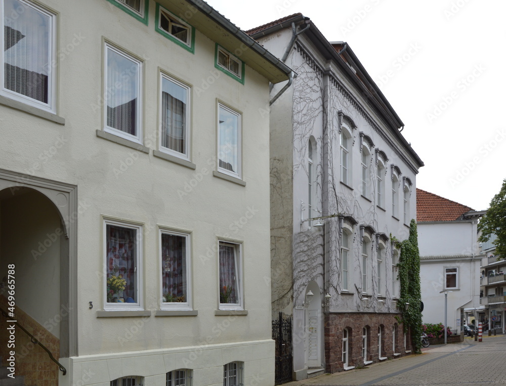 Historische Fassade in der Kurstadt Bad Pyrmont, Niedersachsen
