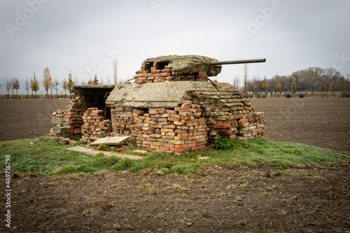 Brick tank photo