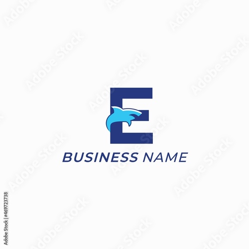 design logo combine shark and letter E