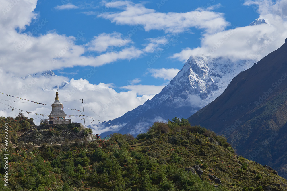 Stupa near Namche Bazaar, Khumbu Valley, Nepal