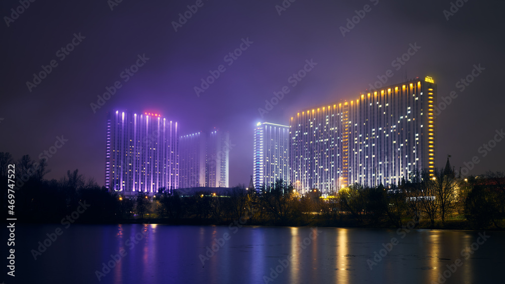 Obraz premium building at night