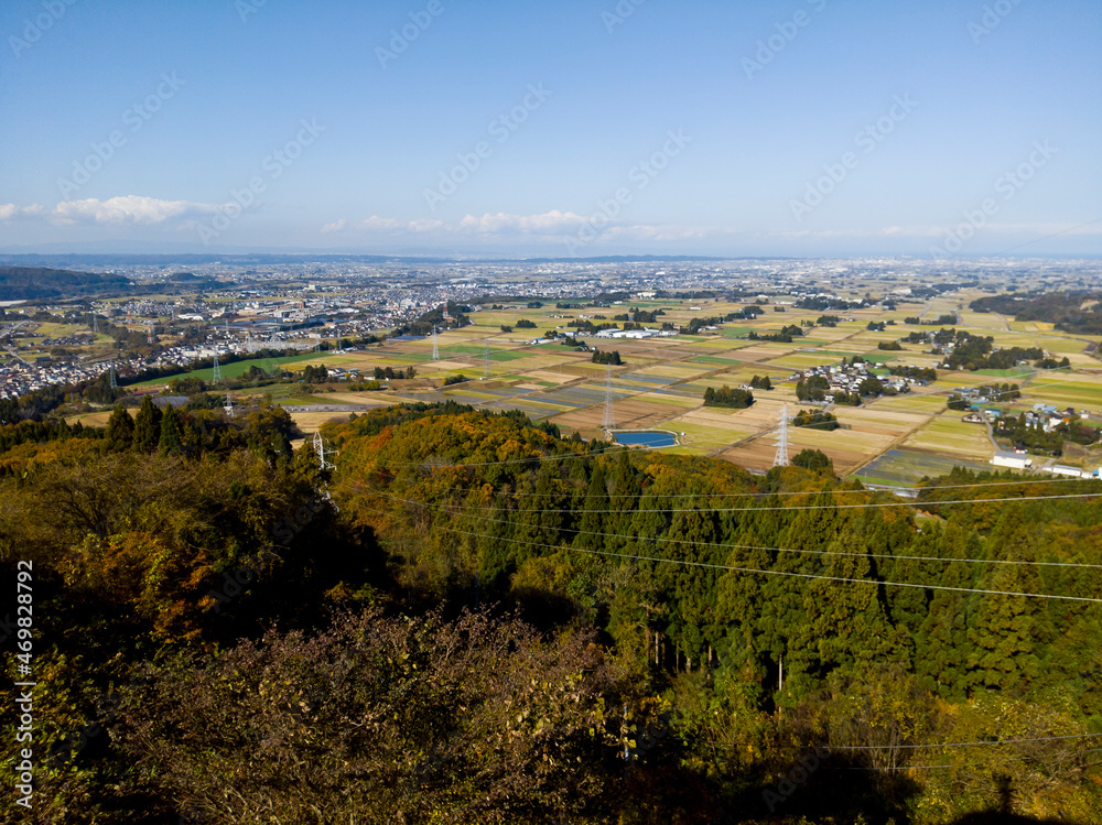 猿倉山からの眺望秋晴れの青空と広大な富山平野