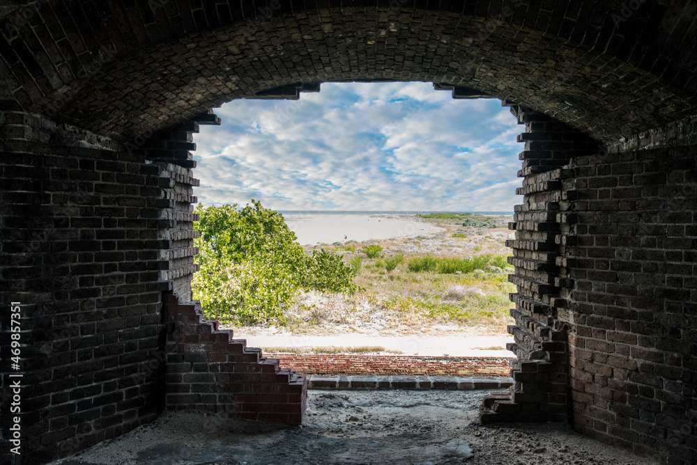 Paradisiac view on the beach from Fort Jefferson, Florida