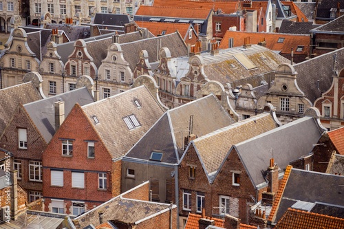Canvastavla Town houses in Arras, France