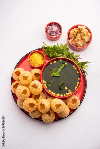 Wallpaper Mural Panipuri or golkappa or fhuchka or gupchup Torontodigital.ca