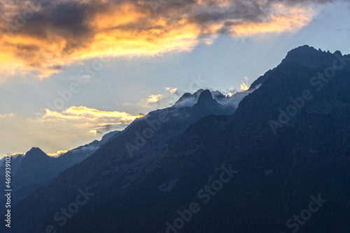 Montagnes aux couleurs du soleil © Cybèle photographie