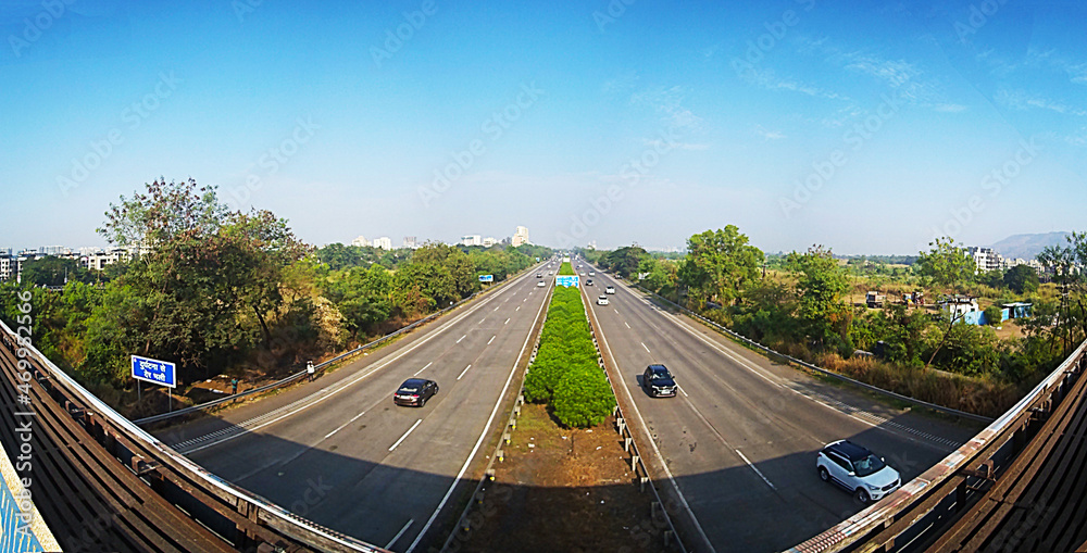 Fototapeta premium Landscape Of Mumbai Pune Toll Super Express Highway Freeway