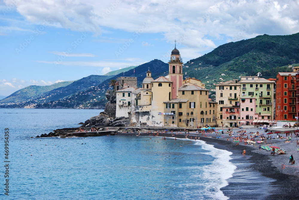 La località turistica di Camogli, in Liguria.