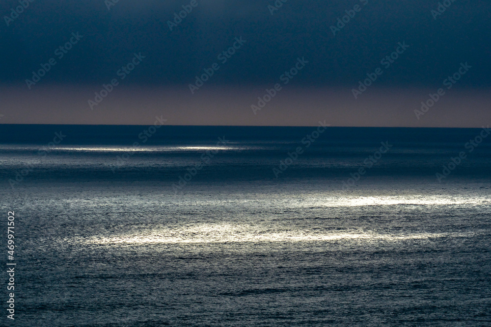 Obraz premium Walk on the beach it is a beautiful and the perfect moment to wait and see a great sunset
