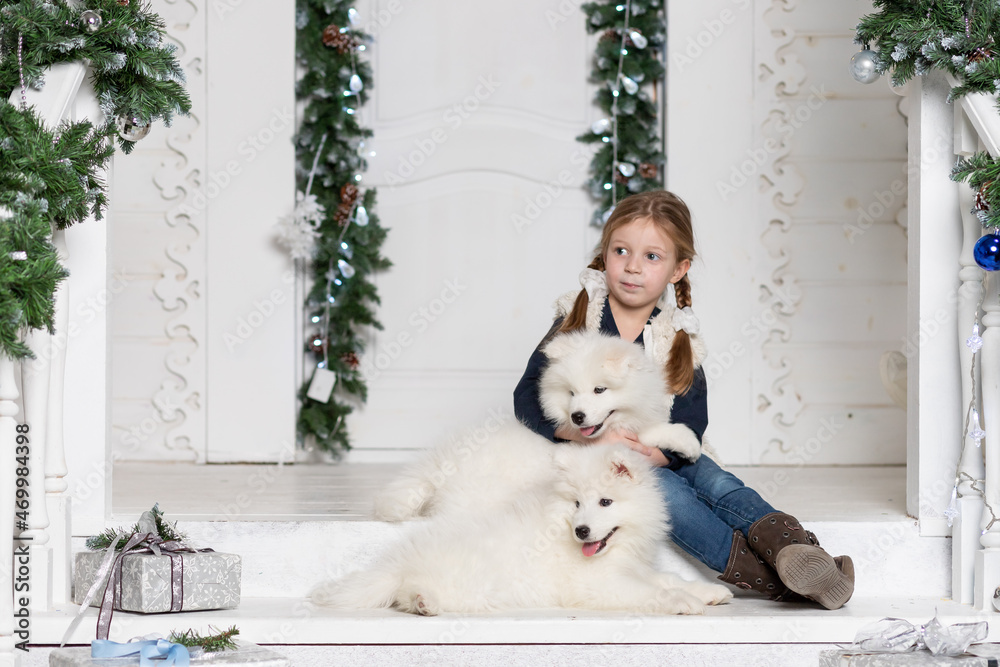 Samoyed and best sale kids